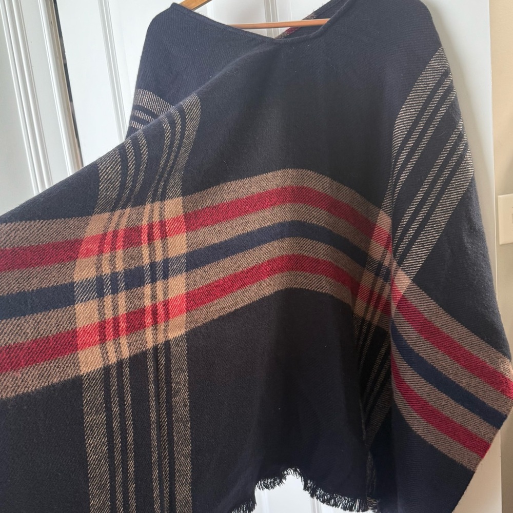 2 Chic Cape with Button Closure - Picture 10 of 11